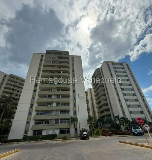 Apartamento (1 Nivel) en Venta en Colinas del Neveri, Anzoategui - 2