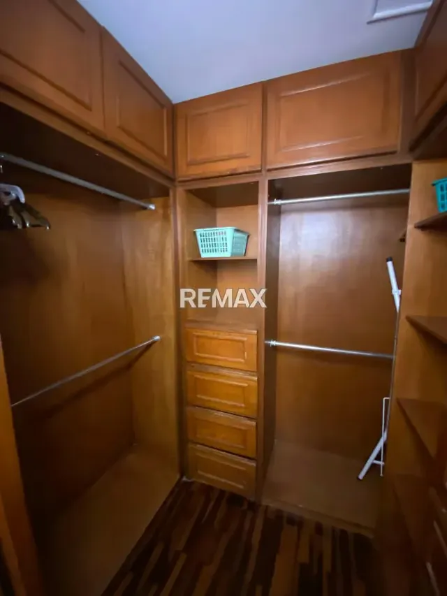 Bello Apartamento en Alquiler en Residencias Costa del Sol Av 2 El Milagro Maracaibo Zulia - 11