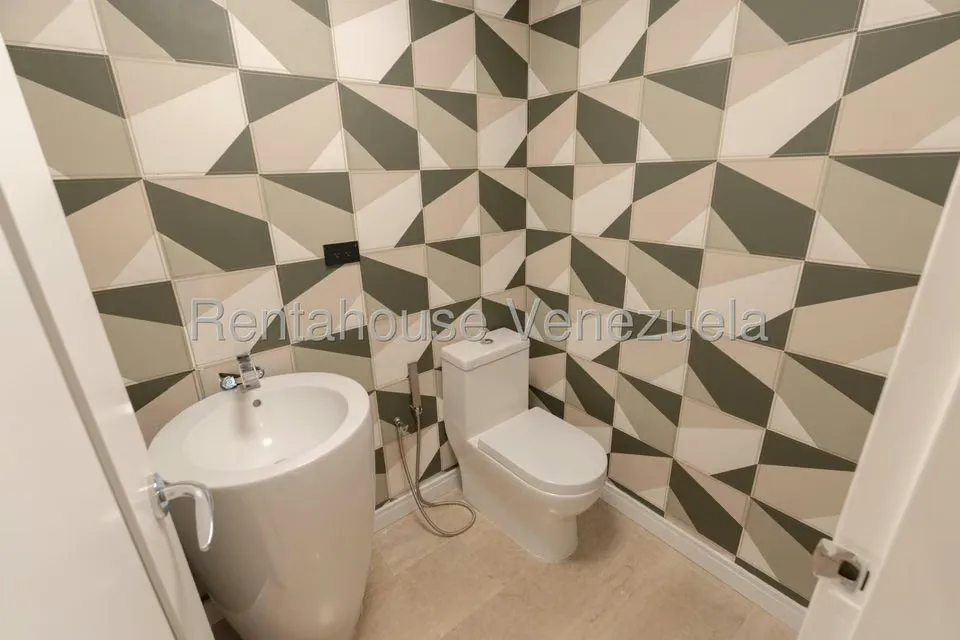 Apartamento (Penthouse) en Venta en La Alameda, Distrito Metropolitano - 2