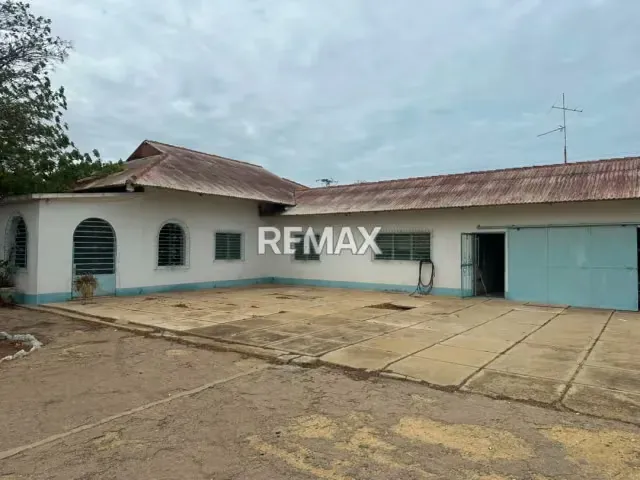 Casa en Venta, Urbanización Zarabon. - 2