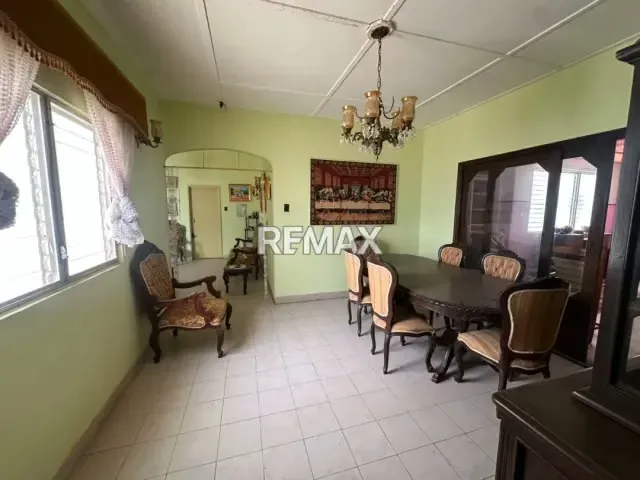 Casa en Venta, Urbanización Zarabon. - 7