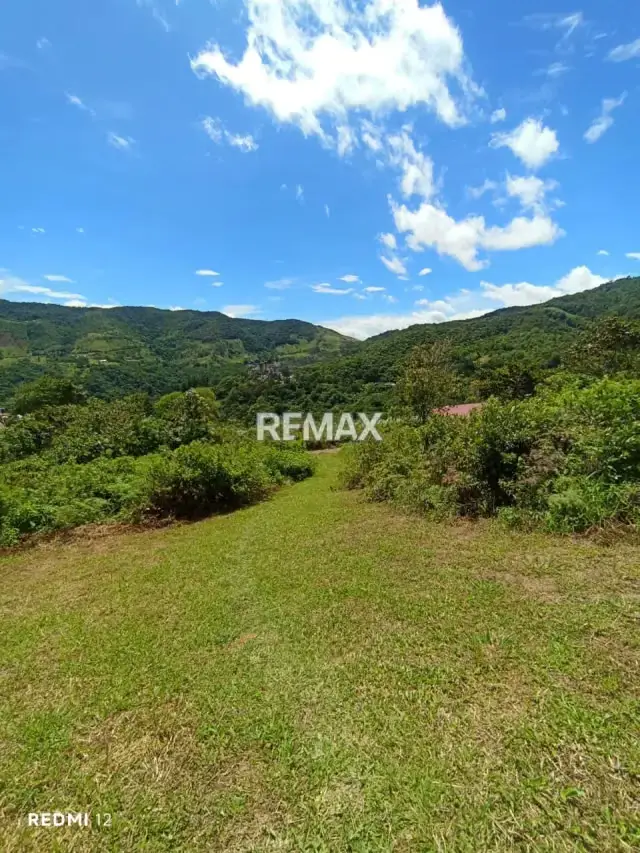 Venta de Terreno Ubicado en el Sector la Blanca, aldea Toituna Municipio Guasimos, Táchira-Venezuela