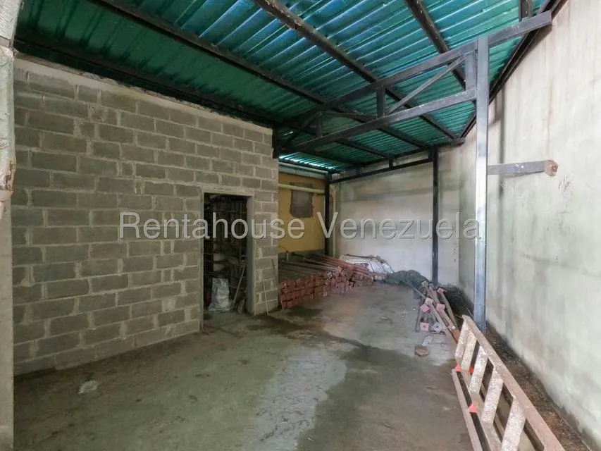 Casa (1 Nivel) en Venta en Zona Oeste, Lara - 23