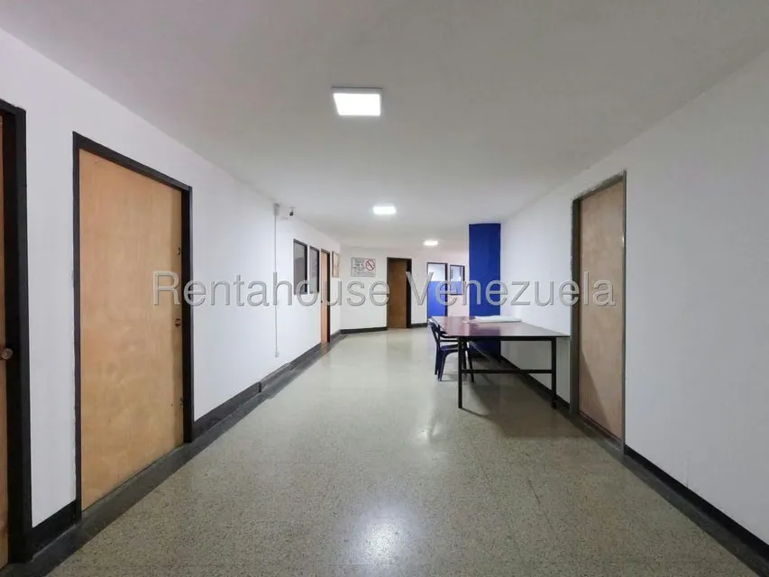 Casa (1 Nivel) en Venta en Zona Oeste, Lara - 31