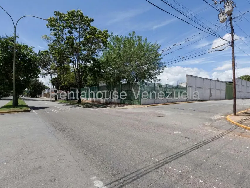 Casa (1 Nivel) en Venta en Zona Oeste, Lara - 39