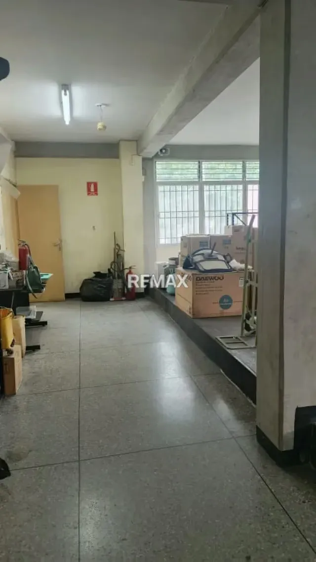 Local Comercial en Alquiler Av. Andres Bello con carrera 32, zona Centro – Barquisimeto - 8