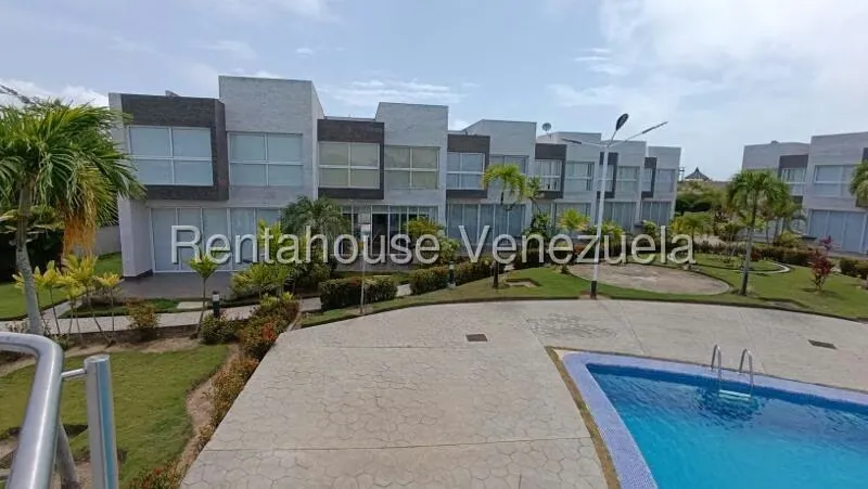 Townhouse (Duplex) en Venta en Puerto Encantado, Miranda - 53