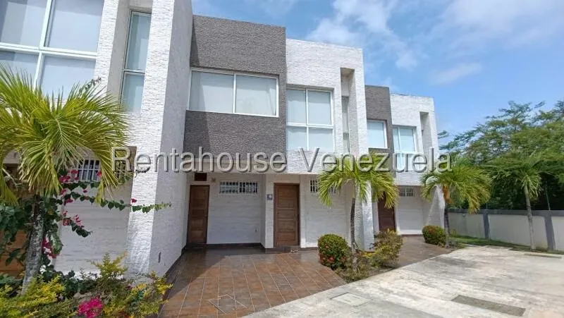 Townhouse (Duplex) en Venta en Puerto Encantado, Miranda - 8