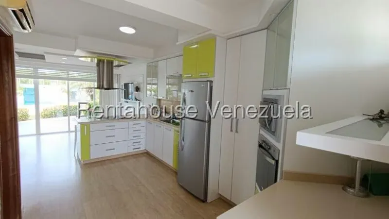 Townhouse (Duplex) en Venta en Puerto Encantado, Miranda - 10
