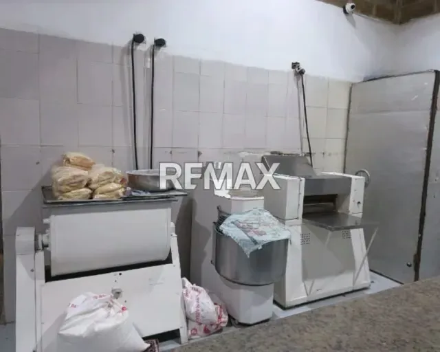 GRAN OPORTUNIDAD DE INVERSION: SE VENDE FONDO DE COMERCIO TOTALMENTE ACTIVO: PANADERIA EN ZONA DE ALTO TRÁFICO EN LA ISLA DE MARGARITA - 5