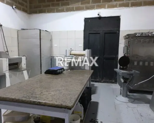GRAN OPORTUNIDAD DE INVERSION: SE VENDE FONDO DE COMERCIO TOTALMENTE ACTIVO: PANADERIA EN ZONA DE ALTO TRÁFICO EN LA ISLA DE MARGARITA - 6