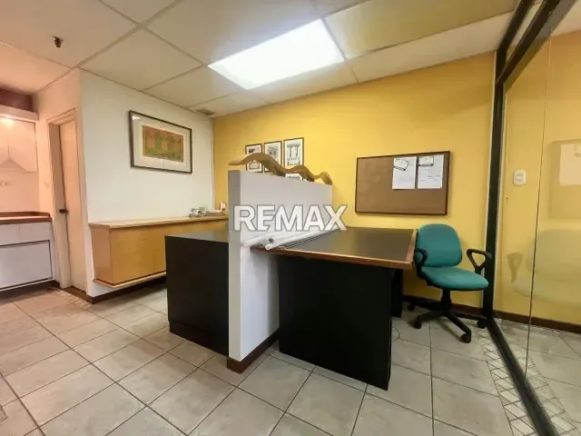 Alquiler | Oficina | Torre Humboldt |1 Baño interno, Puesto de estacionamiento, propio por documento, amoblado, Piso 16. Hermosa Vista - 9