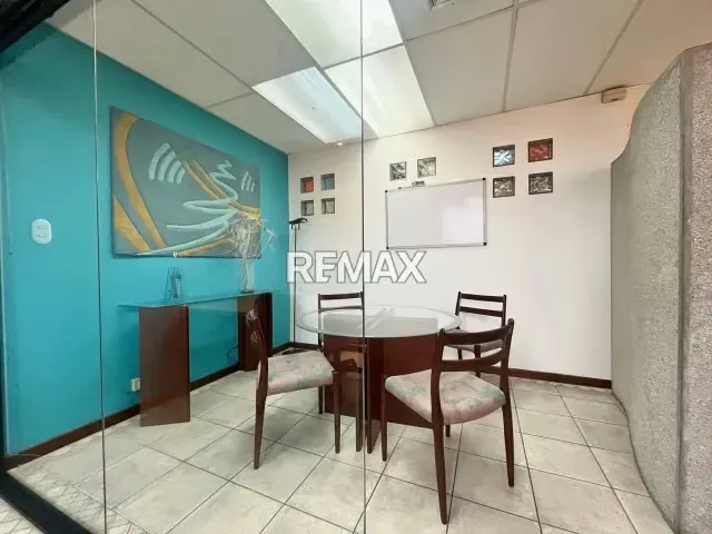 Alquiler | Oficina | Torre Humboldt |1 Baño interno, Puesto de estacionamiento, propio por documento, amoblado, Piso 16. Hermosa Vista - 10