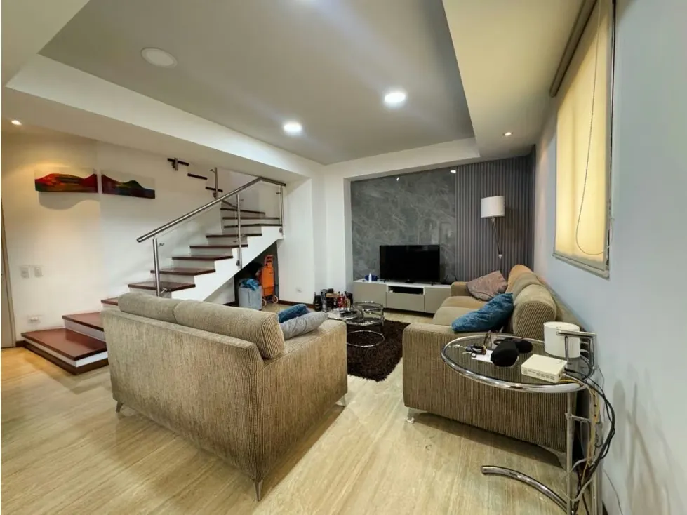 Se alquila PH 260m2 2H/3B/2P Campo Alegre - 8