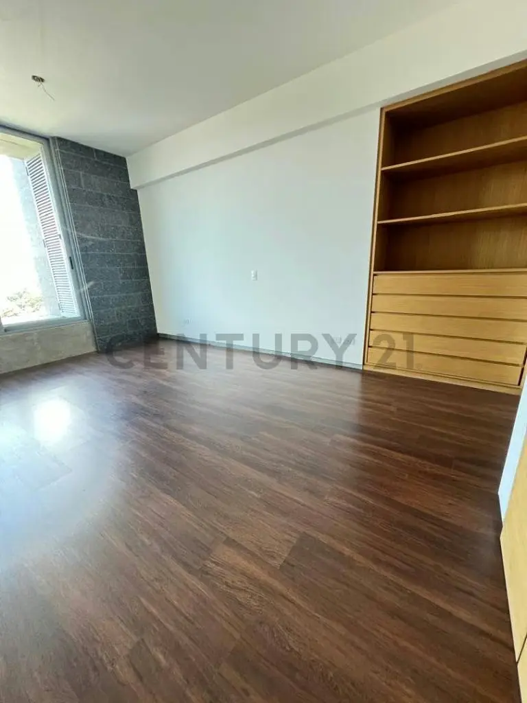 Penthouse a estrenar, con la mejor vista al Ávila. - 12