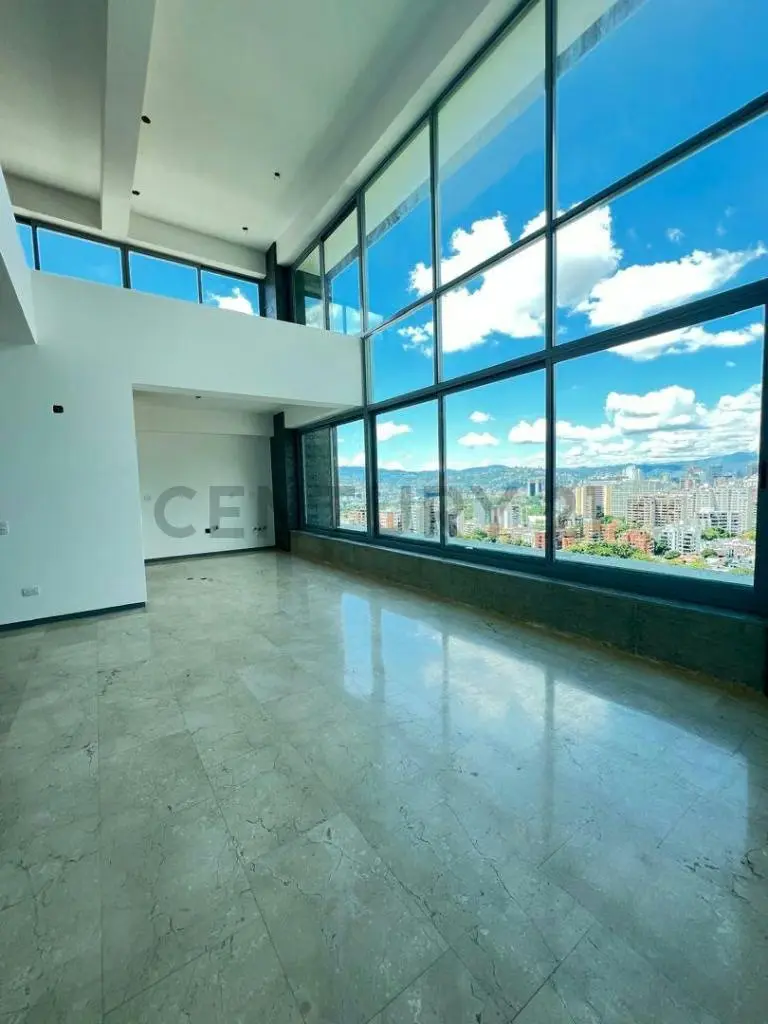Penthouse a estrenar, con la mejor vista al Ávila. - 4