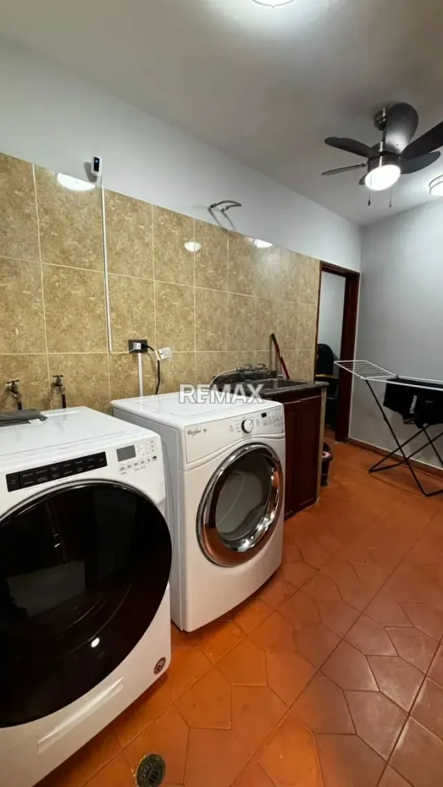 ALQUILA APARTAMENTO EN RES.CERRO ALEMAN - 8