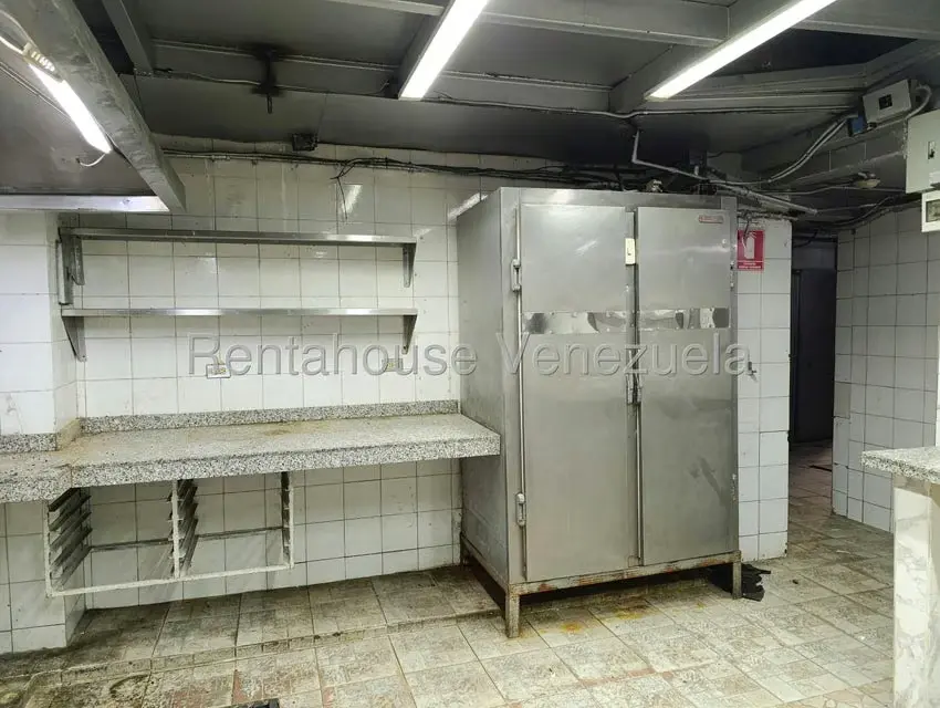 Local Comercial en Alquiler en Parroquia Santa Teresa, Distrito Metropolitano - 5
