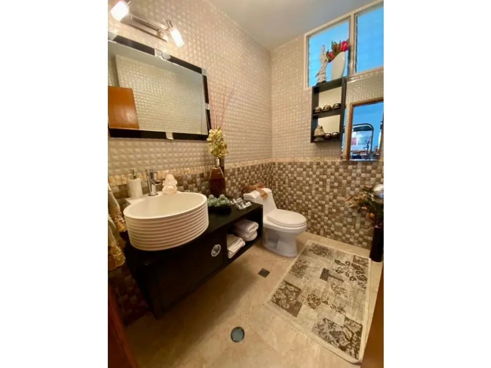 Vendo casa 500m2 6h/6b/4p Lomas de La Lagunita 4722 - 17