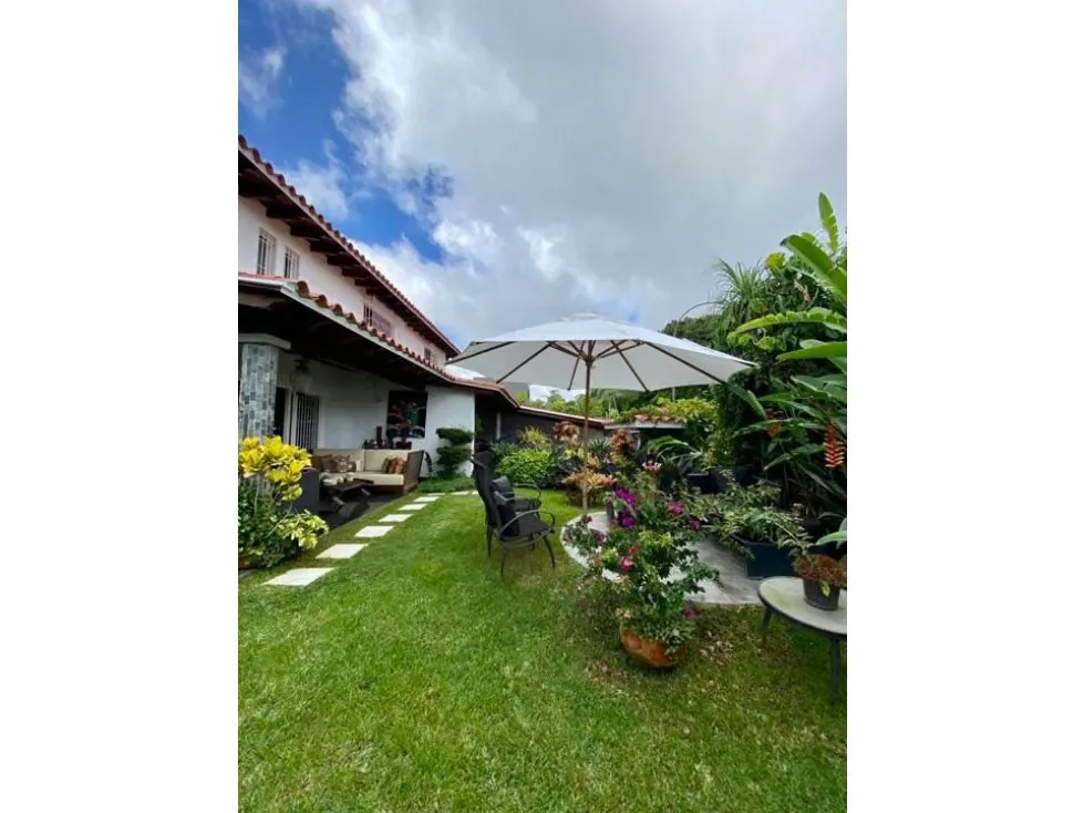 Vendo casa 500m2 6h/6b/4p Lomas de La Lagunita 4722 - 4