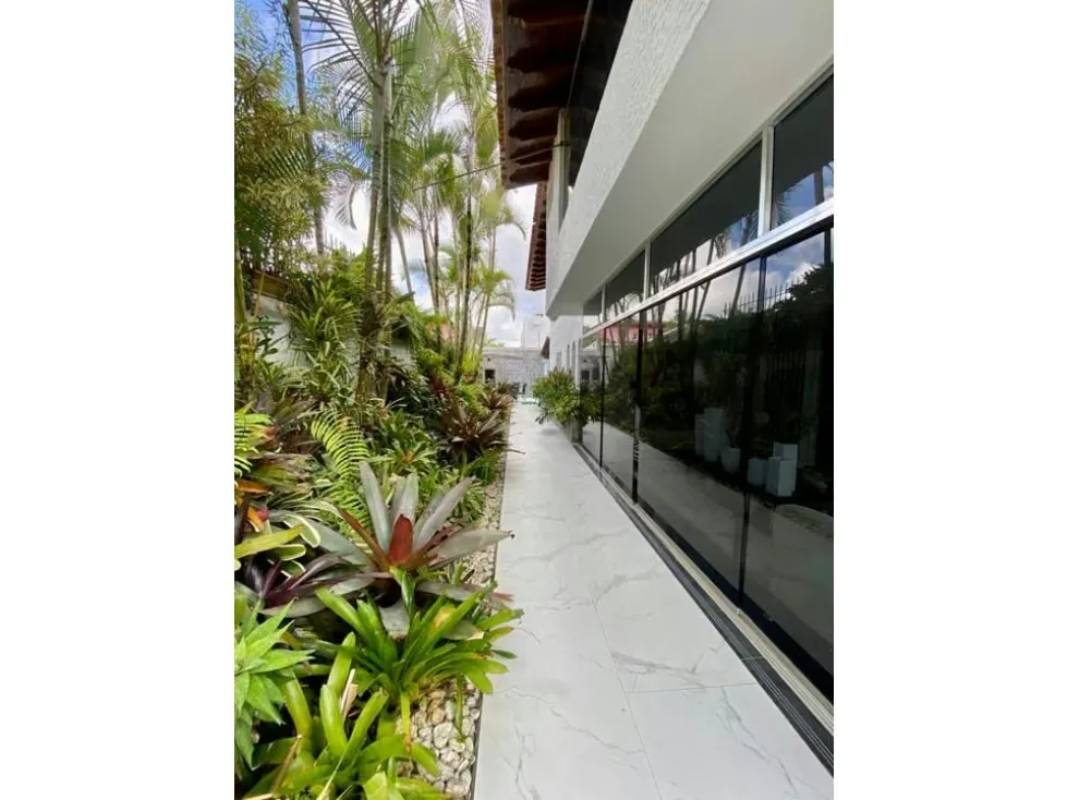 Vendo casa 500m2 6h/6b/4p Lomas de La Lagunita 4722 - 5
