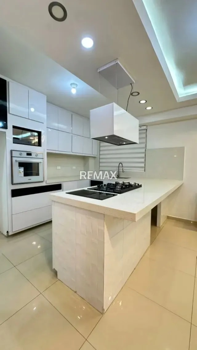 En VENTA apartamento en San Juan Bautista IV Ubicado en piso 9 Torre A - 3