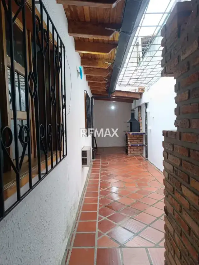 CASA EN VENTA EN TUCAPE