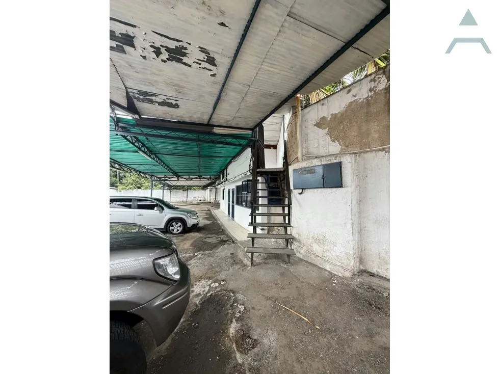 Se vende Terreno 2.019m² Los Chorros - 13