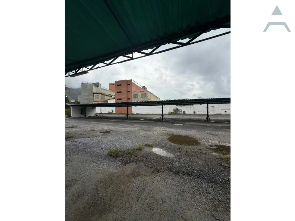 Se vende Terreno 2.019m² Los Chorros - 7