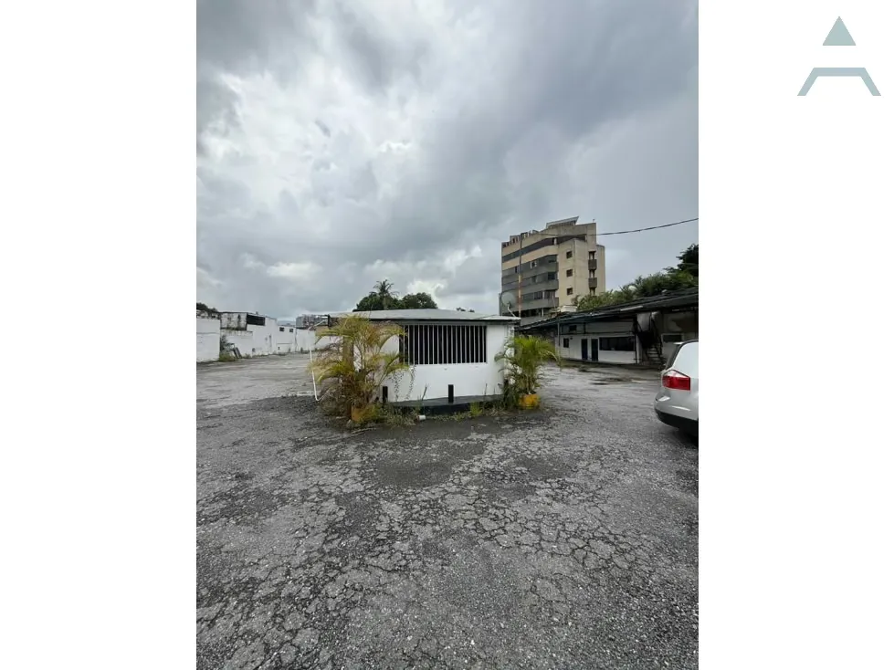 Se vende Terreno 2.019m² Los Chorros - 10