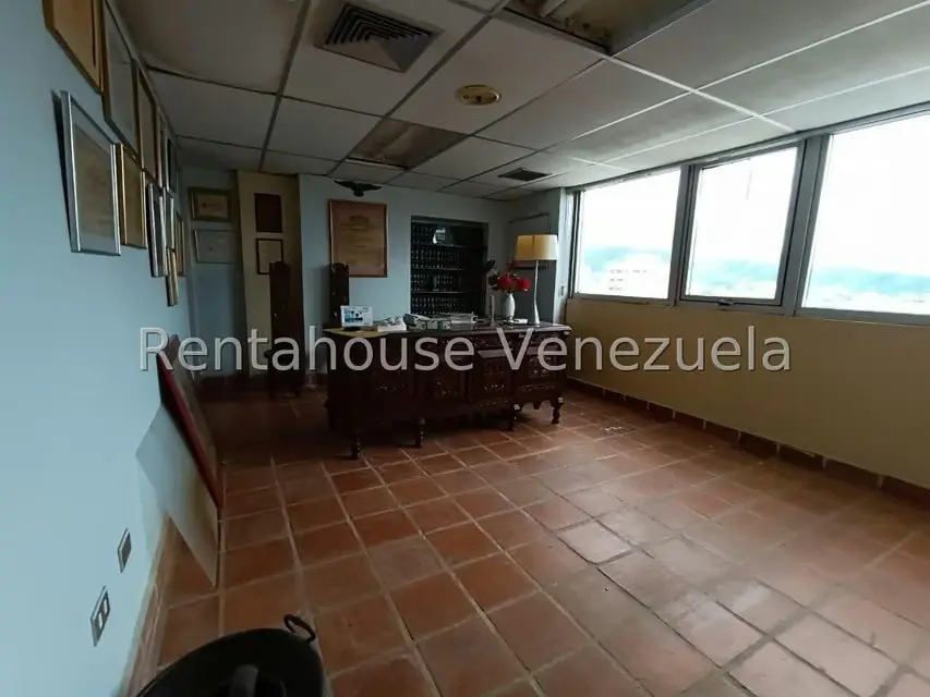 Oficina en Alquiler en Las Acacias, Carabobo - 17