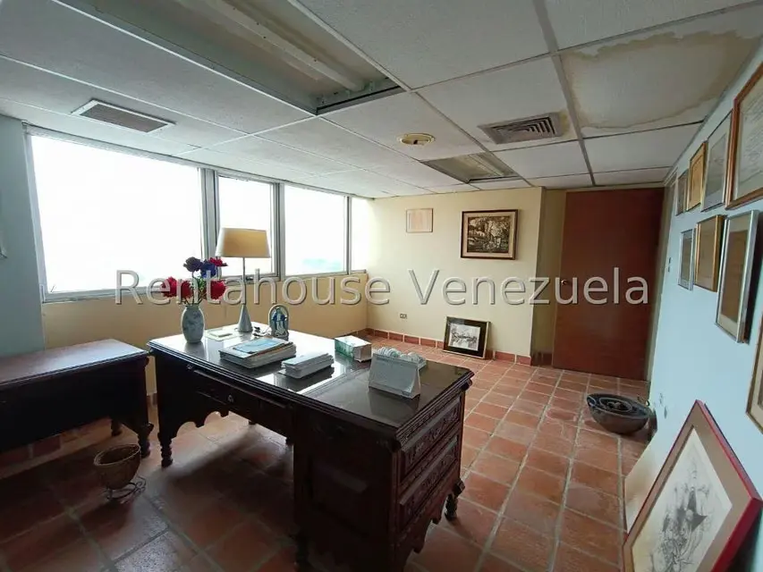 Oficina en Alquiler en Las Acacias, Carabobo - 6