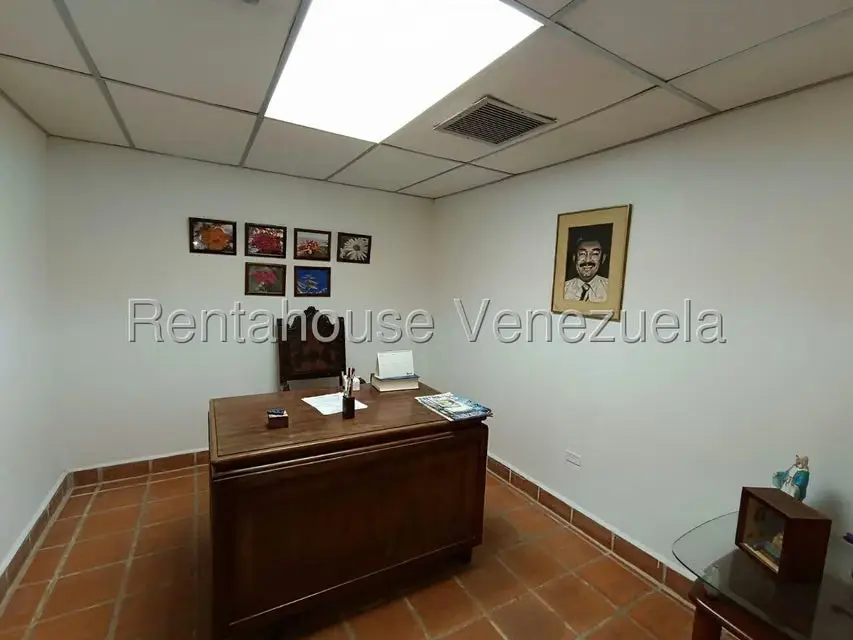Oficina en Alquiler en Las Acacias, Carabobo - 10