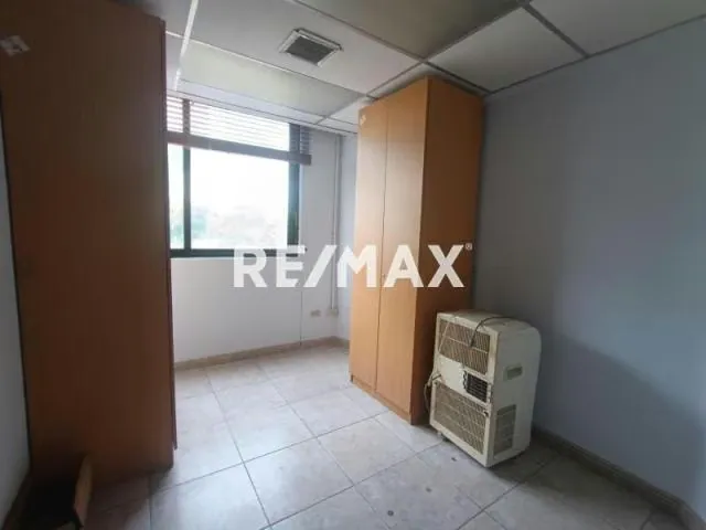Oficina en venta en Centro Comercial Terrazas del Ávila - 3