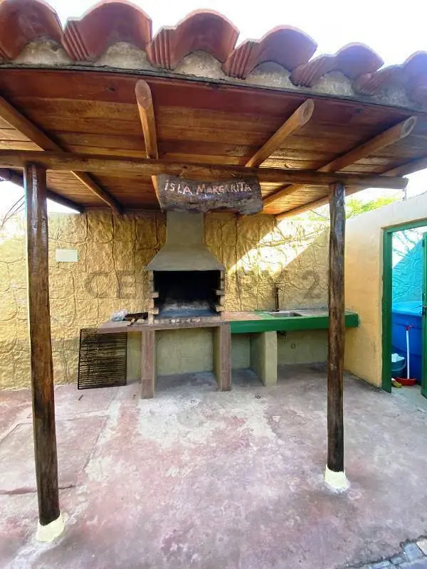 Posada en Guacuco lista para trabajar - 11