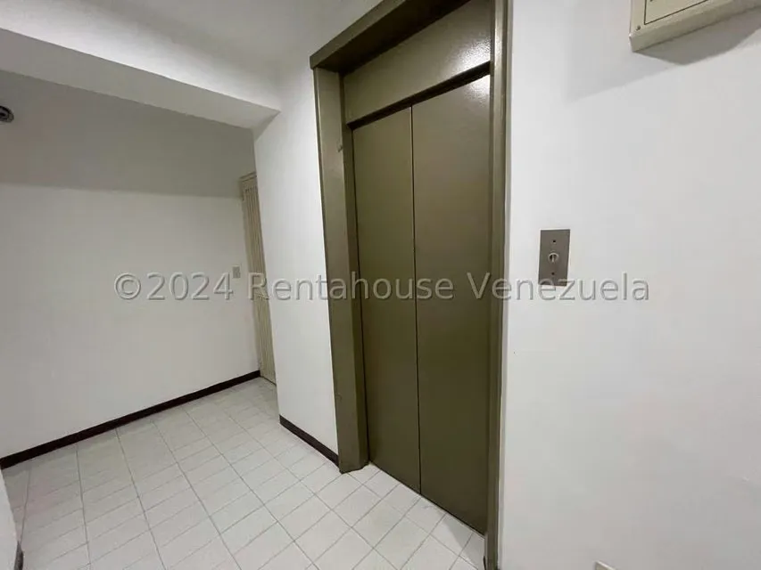 Apartamento (1 Nivel) en Venta en Terrazas del Avila, Distrito Metropolitano - 20
