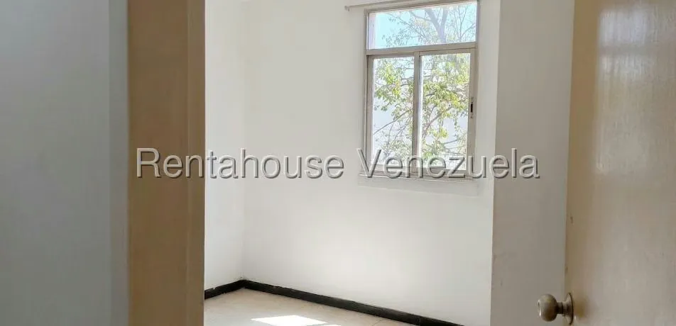 Apartamento (1 Nivel) en Venta en Coche, Distrito Metropolitano - 4