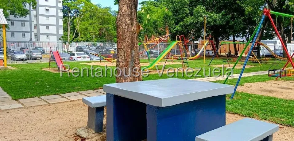 Apartamento (1 Nivel) en Venta en Coche, Distrito Metropolitano - 9