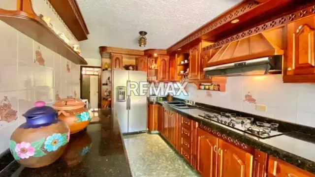 HERMOSA CASA EN VENTA - 3