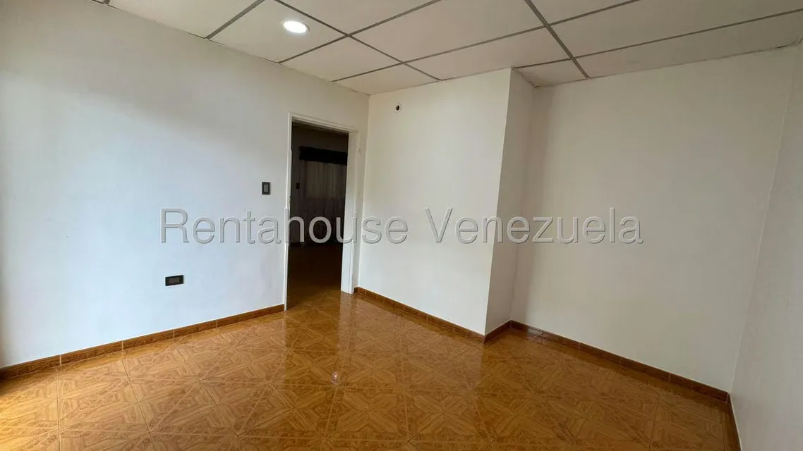 Casa (1 Nivel) en Alquiler en La Candelaria, Aragua - 11