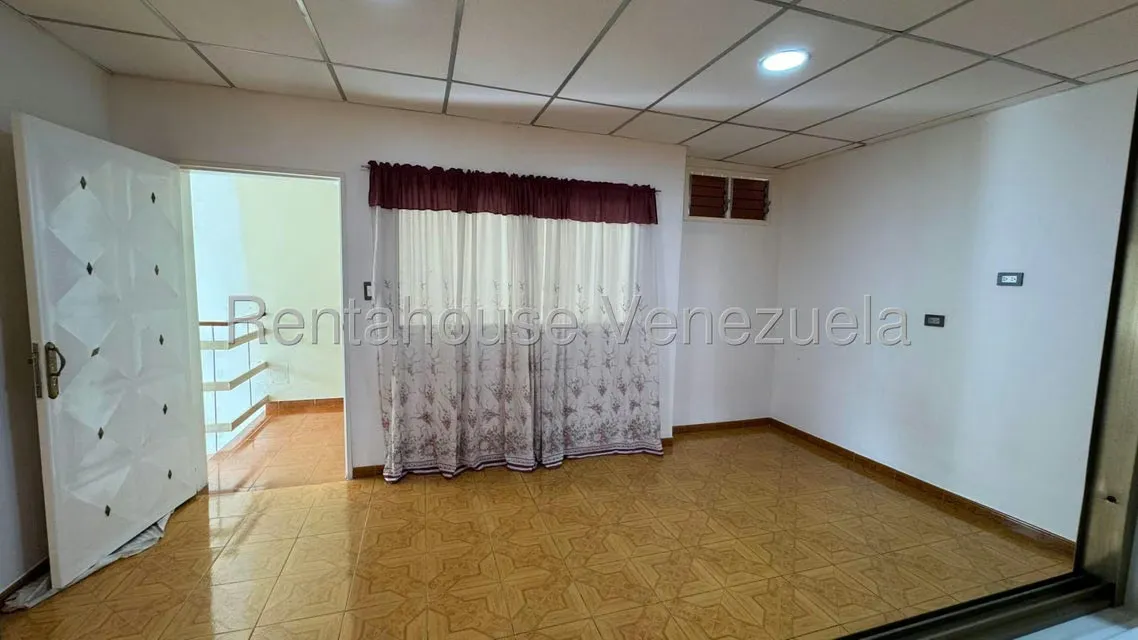 Casa (1 Nivel) en Alquiler en La Candelaria, Aragua - 4