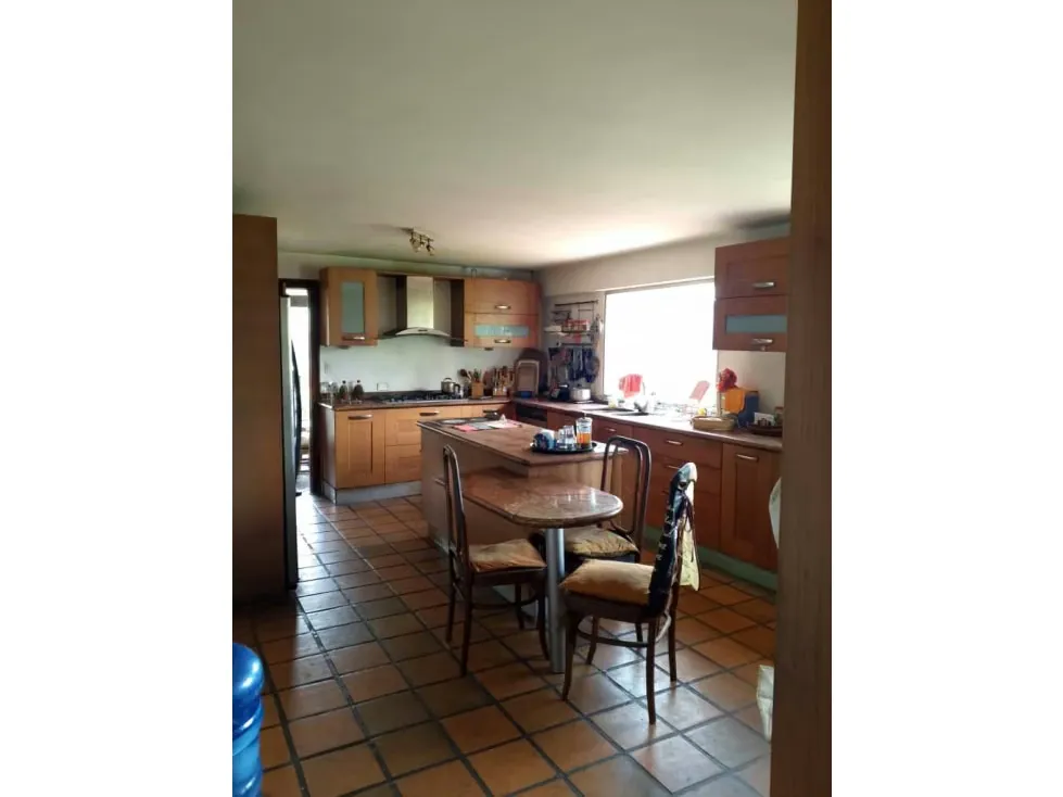 Vendo Quinta en Los Campitos para Remodelar - 9
