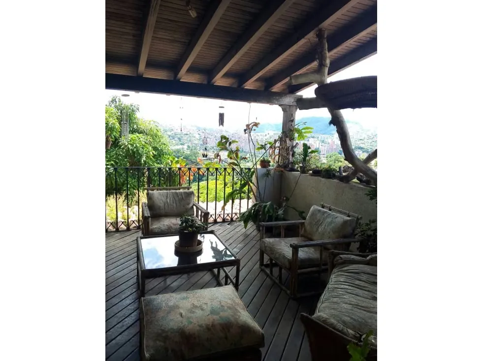 Vendo Quinta en Los Campitos para Remodelar - 10