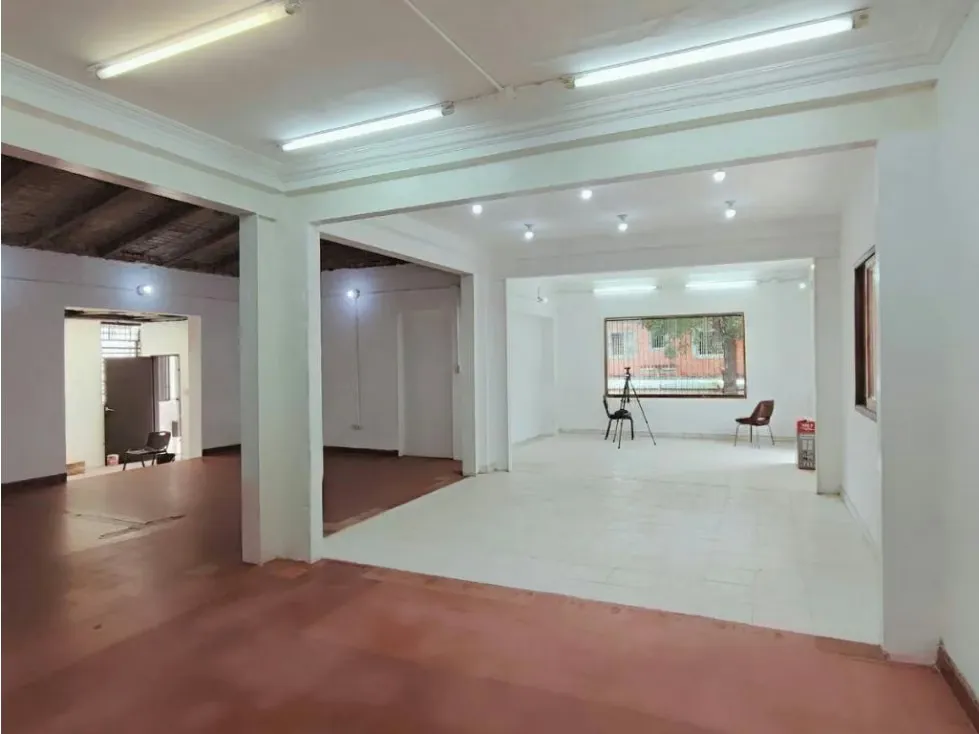 Vendo casa comercial a nivel de calle 730m2 San Bernardino 4957 - 4