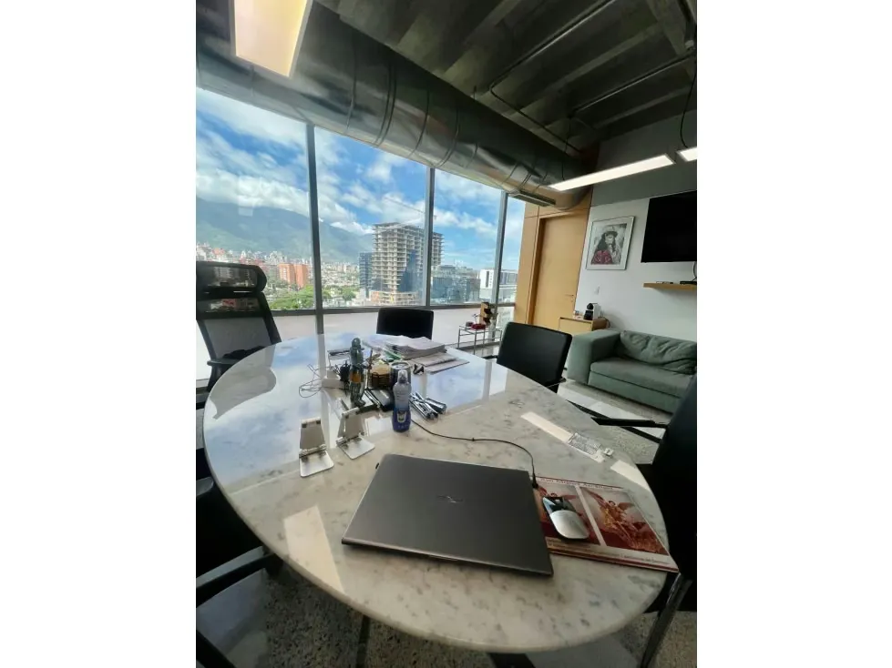 Se vende oficina nueva 531m2 Las Mercedes 9698 - 2