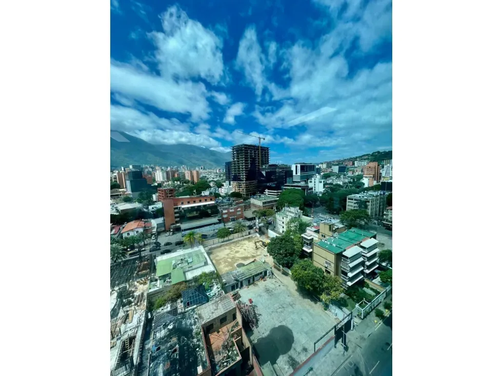 Se vende oficina nueva 531m2 Las Mercedes 9698 - 5