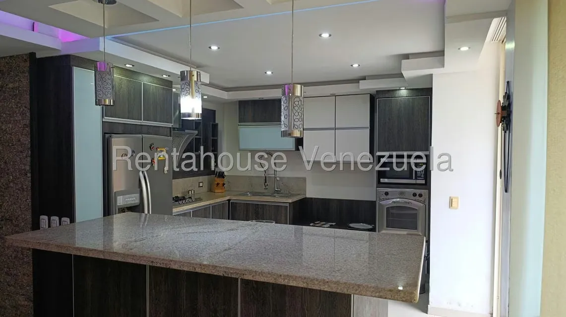 Townhouse (Duplex) en Venta en Trigal Norte, Carabobo - 14
