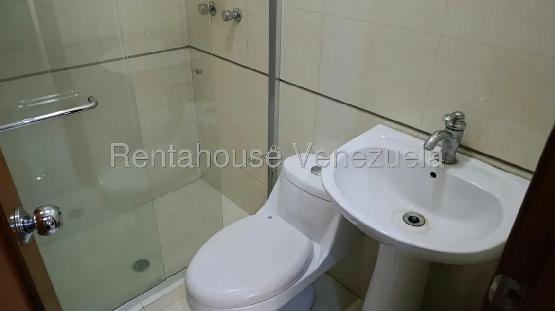 Townhouse (Duplex) en Venta en Trigal Norte, Carabobo - 19