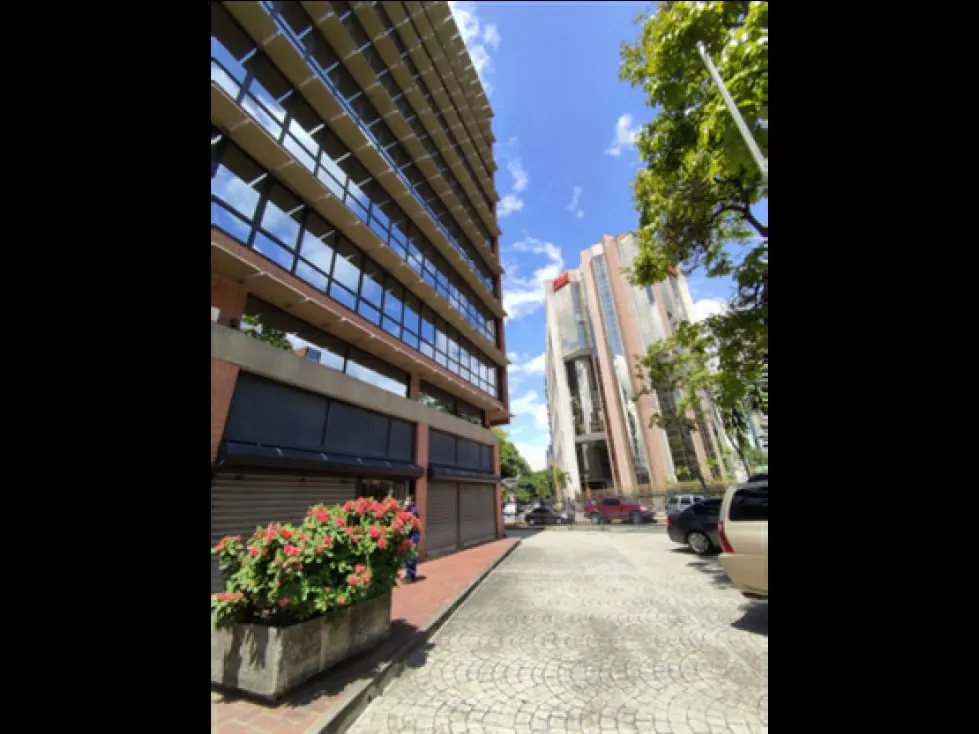 Se vende edificio 3.057m2 El Rosal - RG - 2