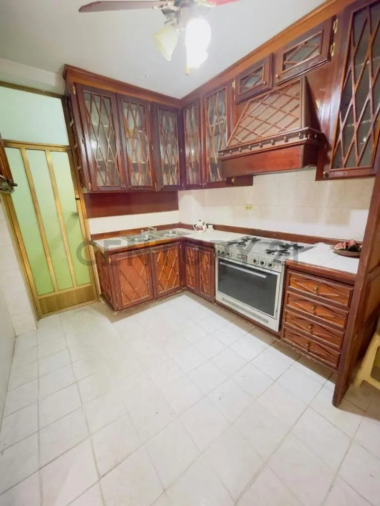 Venta Apartamento en el Centro de Puerto La Cruz - 2